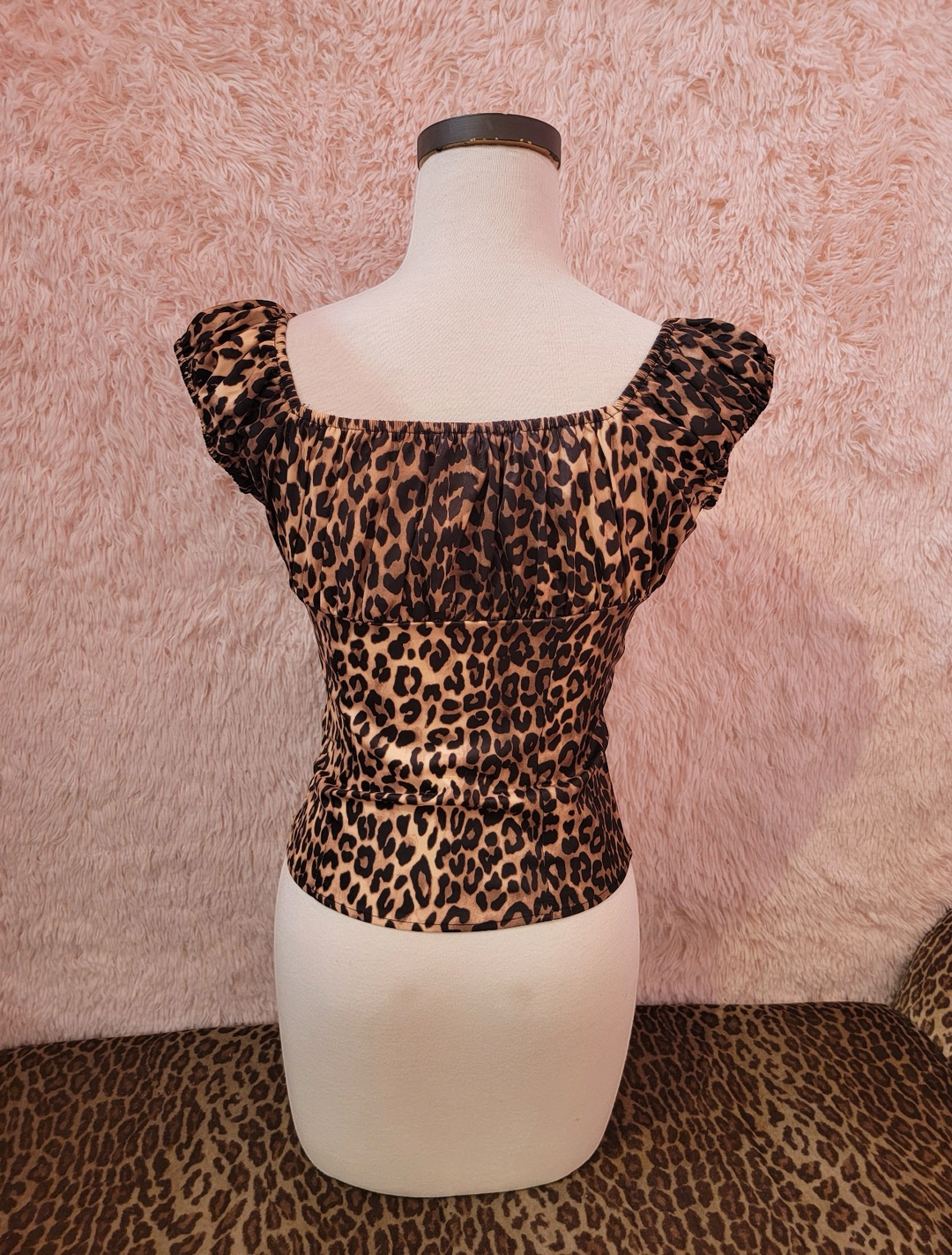 Leopard peasant top